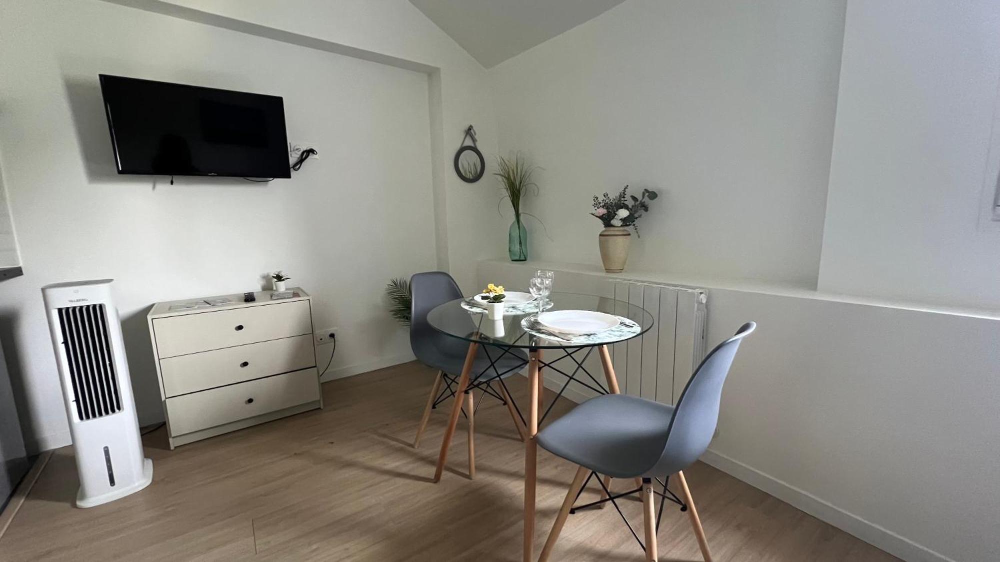Studios Cozy 2A4 Pers Avec Jardin I Proche Futuroscope Chatellerault Exterior photo