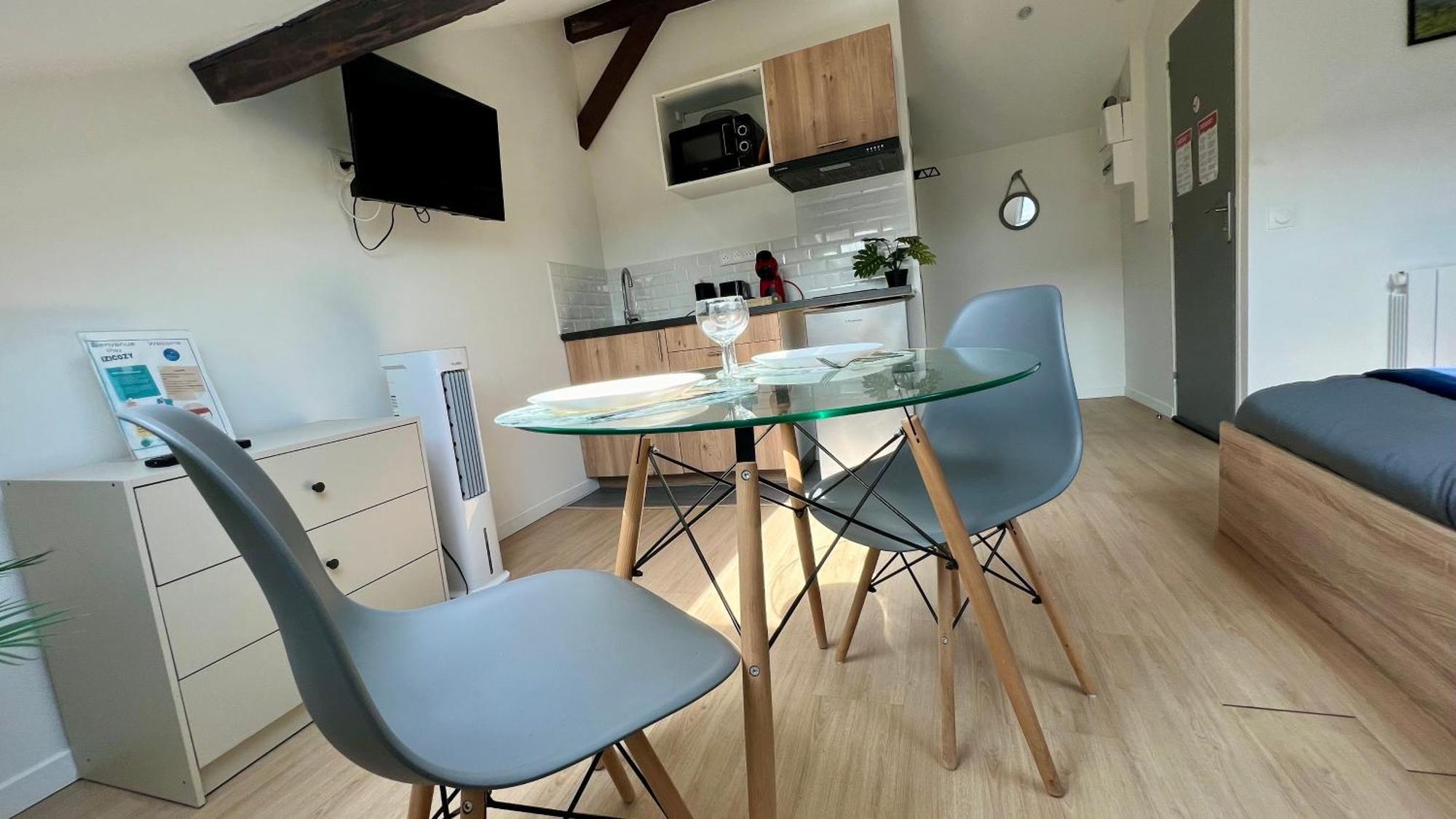 Studios Cozy 2A4 Pers Avec Jardin I Proche Futuroscope Chatellerault Exterior photo