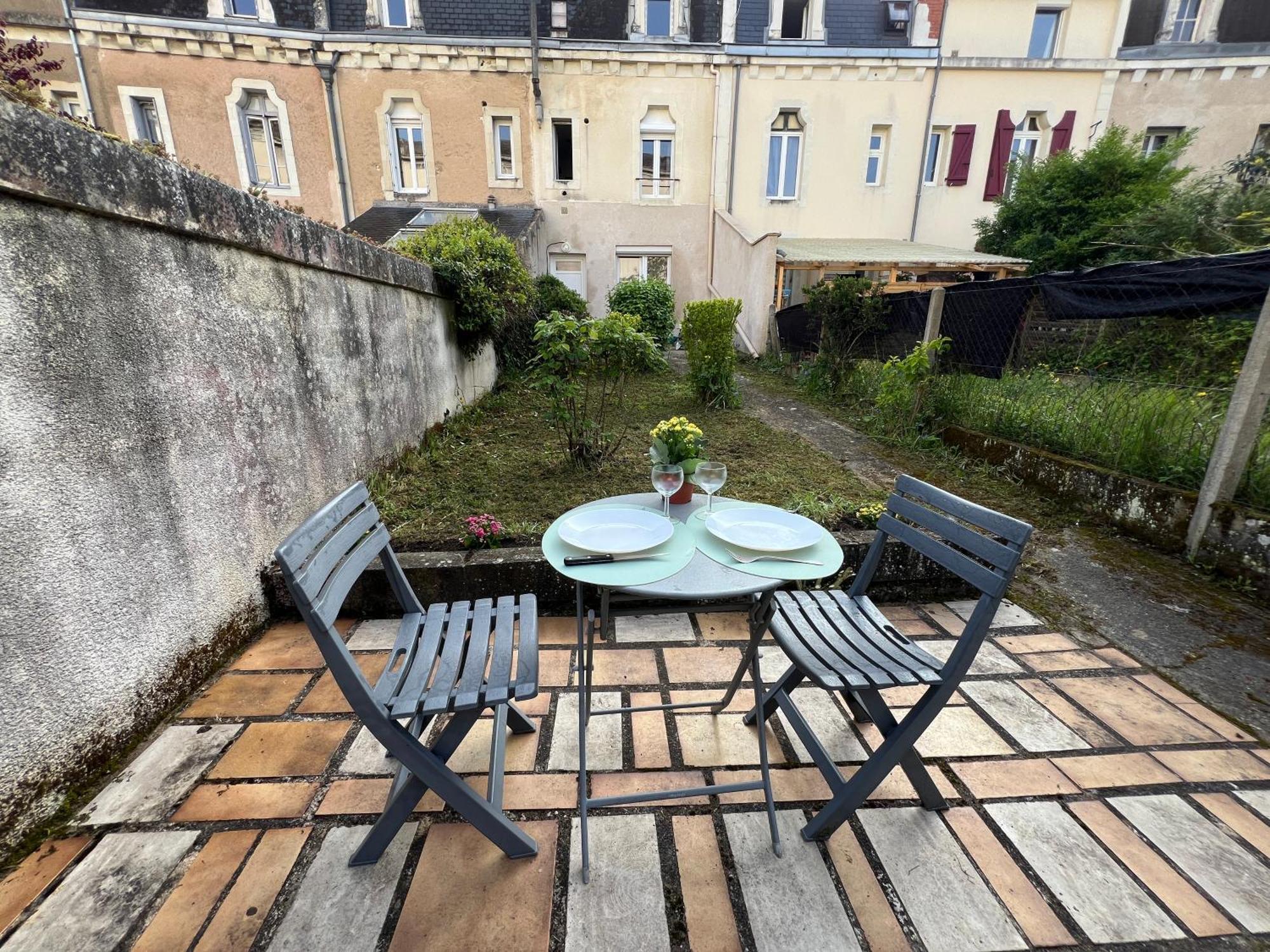Studios Cozy 2A4 Pers Avec Jardin I Proche Futuroscope Chatellerault Exterior photo